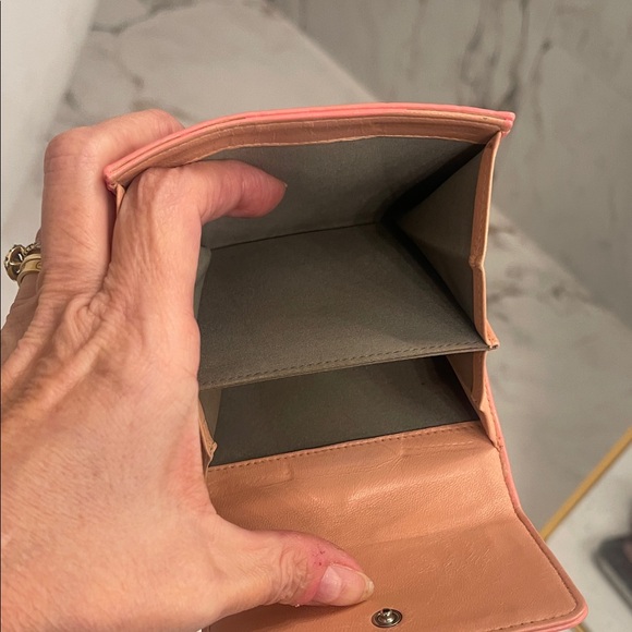 CHANEL Coral Floral Embossed Wallet - Picture 4 of 10